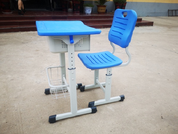 午休課桌椅采購(gòu)應(yīng)注意哪些？